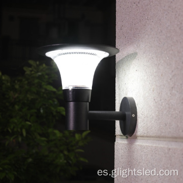 Luz de pared solar led impermeable blanca cálida para jardín IP55